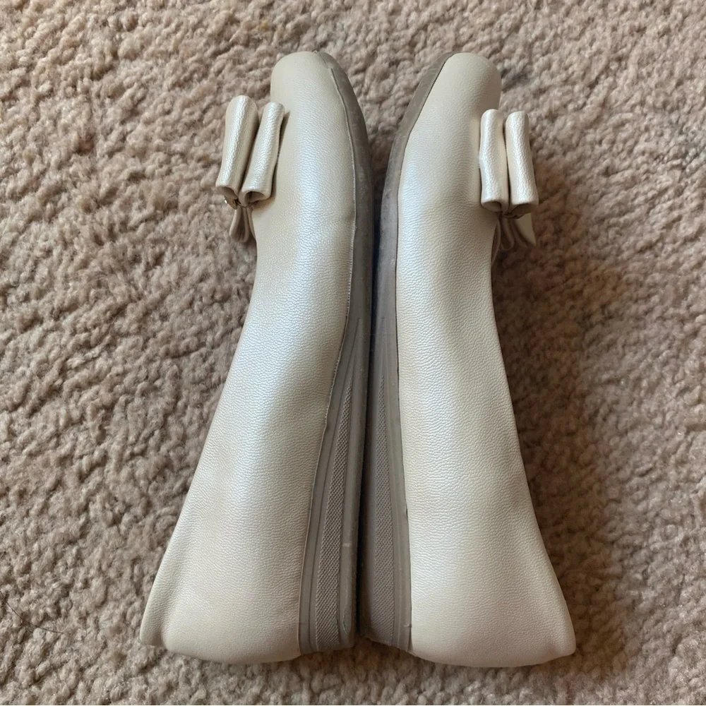 Cream Ballet Flats with Heart Charm